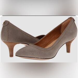 Calvin Klein Kaleigh tumbled nubuck gray pump
